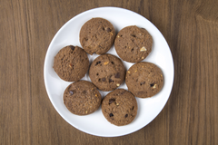 Chocochip Nuts Premium Cookies